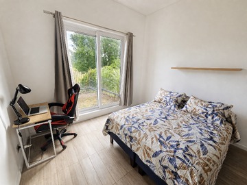 Departamento en arriendo mensual en Studio Amoblado con Patio Privado en Isla Teja - 1 dormitorio, 1 baño