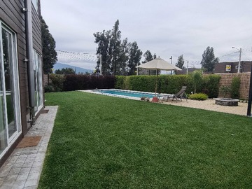 Casa en venta en Gran casa en condominio la Gruta de Limache (67288), Limache - 5 dormitorios, 4 baños
