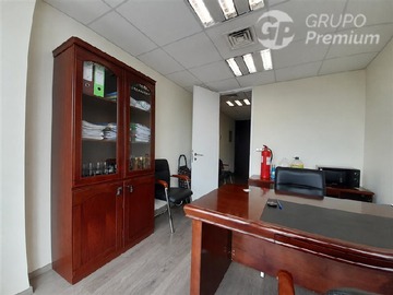Oficina en venta en Excelente oficina en venta estacion central, Estación Central - 1 dormitorio, 1 baño
