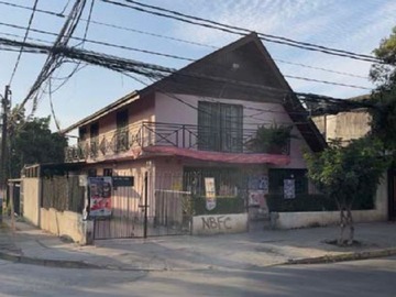 Casa en venta en Se ubica cerca de la plaza arica y escuela básica cóndores, Cerrillos - 4 dormitorios, 2 baños