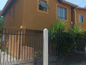 Casa en venta en Vicuña Mackena con Flor Negrete Labraña, Peñaflor - 3 dormitorios, 2 baños
