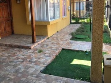 Casa en venta en Violeta Parra 1791, Peñaflor