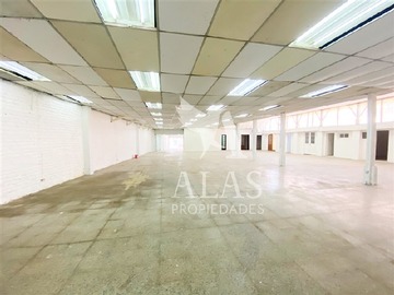 Local Comercial en arriendo mensual en Patronato | Gran Local Comercial | Recoleta | Alas Propiedades, Recoleta - 5 baños