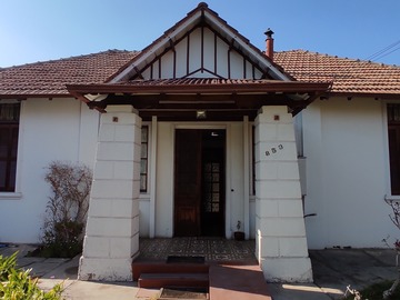 Casa en venta en Barros Arana 853, San Bernardo - 8 dormitorios, 4 baños