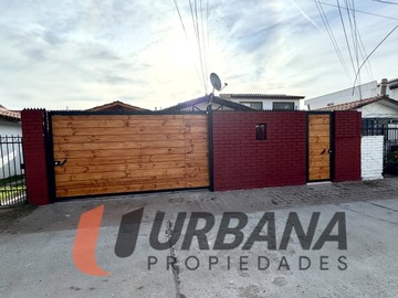 Casa en arriendo mensual en ¡impecable casa renovada en excelente sector de coquimbo!, Coquimbo - 3 dormitorios, 2 baños