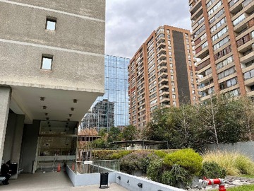 Oficina en arriendo mensual en Los militares, Santiago - 2 baños