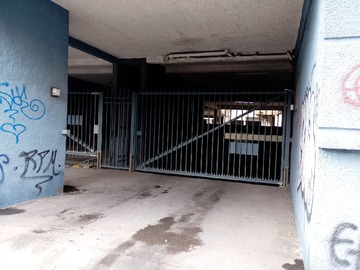 Estacionamiento en arriendo mensual en Estacionamiento en Arriendo Av. Brasil 459 Bx. 29
