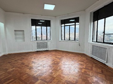 Oficina en venta en Espaciosa oficina Av. Providencia 199 (176541), Providencia - 11 dormitorios, 3 baños