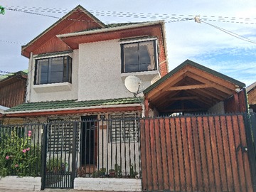 Casa en venta en Casa Ampliada, Con Patio, Luminosa - 4 dormitorios, 2 baños