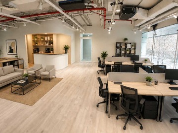 Oficina en arriendo mensual en 4 privados, sala de reuniones y kitchenette (179755), Las Condes - 3 baños
