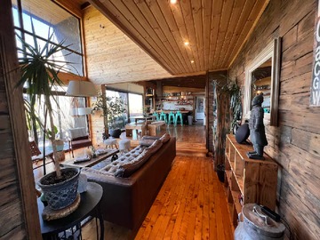 Casa en venta en Vende Espectacular Casa Remodelada en Frutillar Km 4, 5 - 5 dormitorios, 3 baños