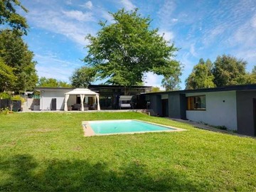 Casa en arriendo mensual en Country Huelén gran terreno semi nueva (174486), Hualqui - 4 dormitorios, 3 baños