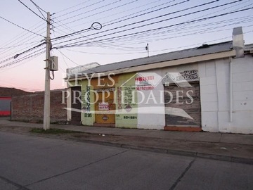 Casa en venta en 2 sur, Talca - 2 dormitorios, 2 baños