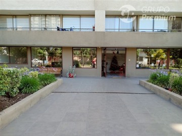 Departamento en arriendo mensual en Vive con Estilo en San Miguel 2D 2B 1Estac.1Bodega Gran Piscina, Condomino de Alto Estándar a pasos del metro., San Miguel - 2 dormitorios, 2 baños