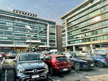 Oficina en venta en Oficina en la dehesa, Lo Barnechea - 3 baños