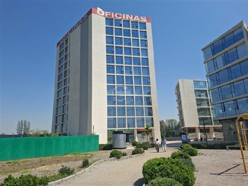 Arriendo Mensual / Oficina / Colina