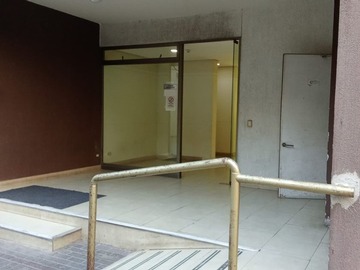 Departamento en arriendo mensual en Entre lord cochrane y nataniel cox, Santiago - 2 dormitorios, 2 baños