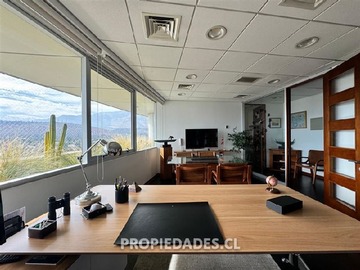 Oficina en arriendo mensual en Las Tranqueras / Pedro de Gamboa, Las Condes - 2 dormitorios, 1 baño