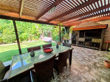 Casa en venta en Fco. Bulnes Correa con el Corralero, Las Condes - 5 dormitorios, 5 baños