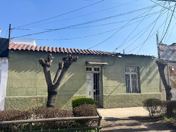 Casa en venta en Amplia propiedad antigua (115232), Quinta Normal - 5 dormitorios, 1 baño