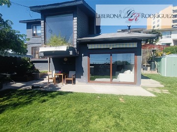 Casa en venta en Casa en Miraflores, Viña del Mar, Viña del Mar - 3 dormitorios, 2 baños