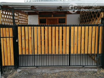 Casa en arriendo mensual en Av. 18 de Septiembre frente a callejon Pavaz, Chepica, Chépica - 2 dormitorios, 1 baño