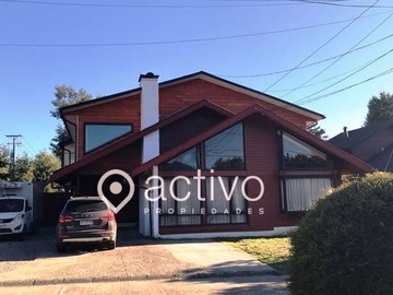 Casa en venta en Valdivia, Collico, Valdivia - 8 dormitorios, 6 baños