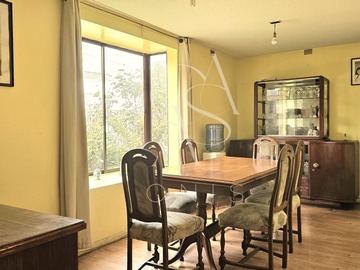 Casa en venta en Diagonal oriente, Ñuñoa - 9 dormitorios, 7 baños