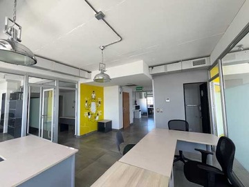 Oficina en arriendo mensual en Oficina Amoblada de 140 m2 sector Av Alemania (158533), Temuco - 7 dormitorios, 4 baños