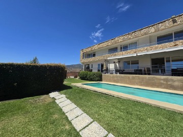 Casa en venta en Villa Alemana, Villa Alemana - 4 dormitorios, 3 baños