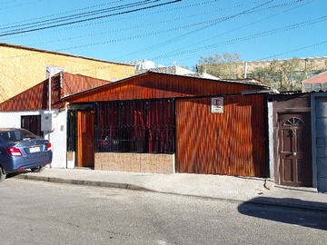Casa en venta en pasaje Aedo 1601calama chile, Calama - 7 dormitorios, 2 baños
