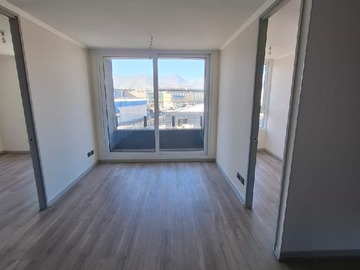 Departamento en arriendo mensual en Avenida Los Libertadores 6170, Huechuraba, Región Metropolitana de Santiago 8580000, Chile, Huechuraba - 2 dormitorios, 1 baño