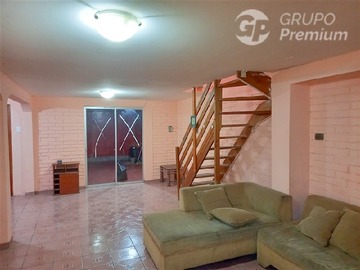 Casa en venta en Villa john wall, Arica - 3 dormitorios, 2 baños