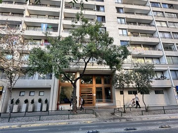 Departamento en venta en Excelente deparatemto dos dormitorios dos baños amplio estacionamiento y bodega, Santiago - 2 baños