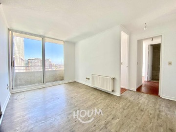 Departamento en venta en Huérfanos, Santiago - 2 dormitorios, 2 baños
