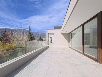 Departamento en venta en San Francisco de Asis/ Fray Leon, Las Condes - 4 dormitorios, 6 baños