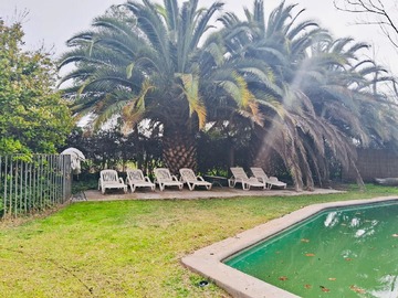 Casa en venta en Casas Viejas-Lo Arcaya, Colina - 4 dormitorios, 3 baños