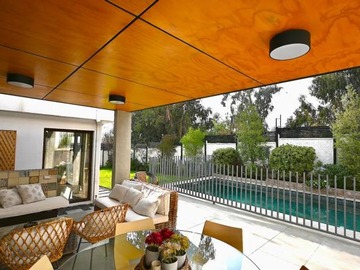 Casa en venta en Los Presidentes - Cam. Las Pircas, Peñalolén - 5 dormitorios, 3 baños