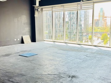 Oficina en arriendo mensual en Edificio balmoral /metro manquehue, Las Condes - 3 dormitorios, 2 baños