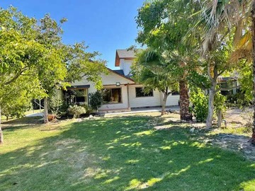 Casa en arriendo mensual en Oportunidad de Inversión en Excelente Zona (171340), Calera de Tango - 5 dormitorios, 5 baños