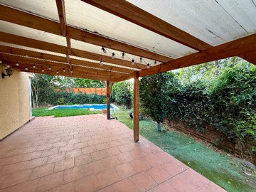 Casa en arriendo mensual en Arriendo casa en condominio Peñalolén (183643), Peñalolén - 5 dormitorios, 5 baños