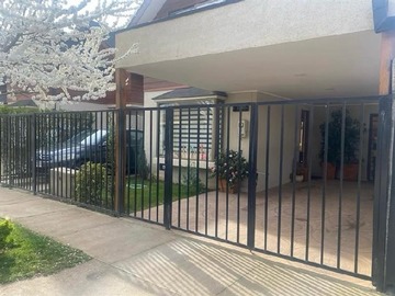 Casa en venta en Calle 50 Oriente Talca, Talca - 3 dormitorios, 3 baños