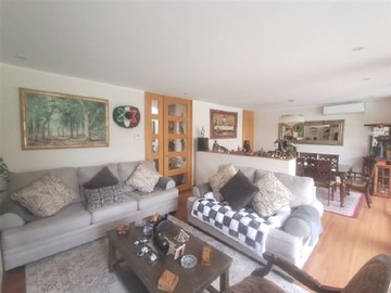 Arriendo Mensual / Casa / Colina