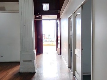 Oficina en arriendo mensual en Errazuriz, Valparaíso - 4 baños