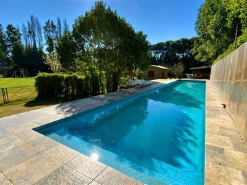 Casa en arriendo mensual en Cam. Los Hermanos San Nicolas, Talagante, Región Metropolitana, Talagante - 7 dormitorios, 8 baños