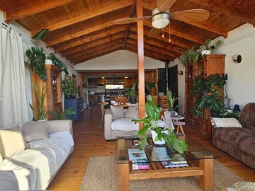 Terreno en arriendo mensual en Inversión Segura: Terreno con Gran Potencial (168754), Limache - 4 dormitorios, 3 baños