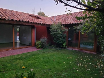Casa en arriendo mensual en Excelente conectividad en la reina (170462), La Reina - 4 dormitorios, 3 baños