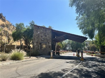 Sitio en venta en Brisas de Chicureo, Colina
