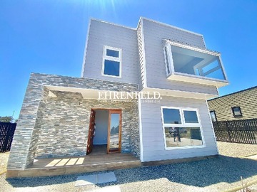 Casa en arriendo mensual en Quintero, Mantagua, Quintero - 3 dormitorios, 3 baños