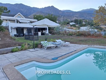 Casa en venta en Álvaro Casanova - Arrieta, Peñalolén - 4 dormitorios, 3 baños